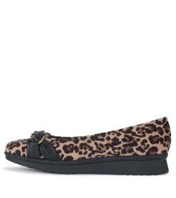 Hot Aurora Flat Flats & Loafers