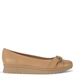 Clearance Aurora Flat Flats & Loafers