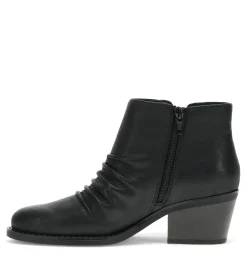 Fashion Linnea Block Heel Bootie Booties
