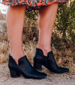 Fashion Tristen Ankle Bootie Booties